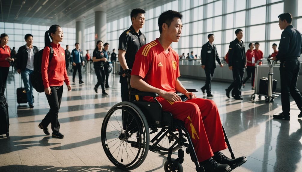 pemain China kembali menggunakan kursi roda
